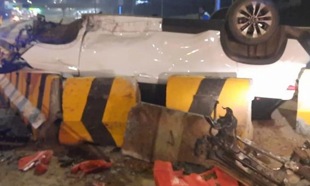 Motor Lawan Arah dan Menabrak Taksi di Tol Cijago, 1 Orang Meninggal Dunia